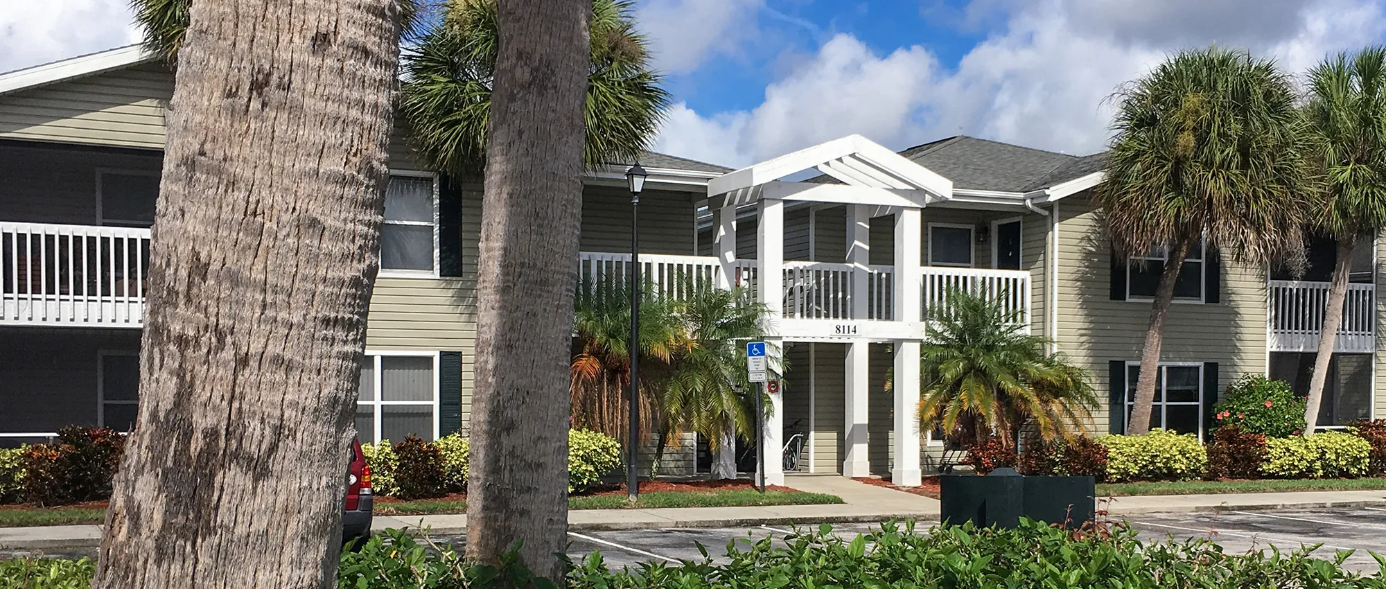 Glenbrooke Apartments